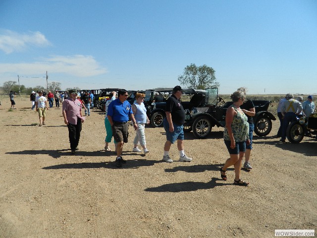 Walking to the visitors center