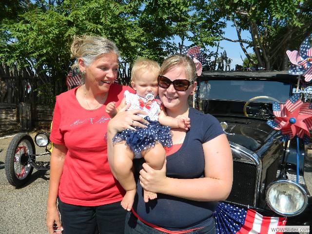 Julie with her daughter Audrey and granddaughter Scarlett