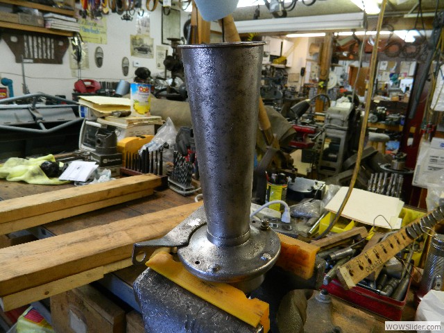 Grinding off rivets holding a horn together