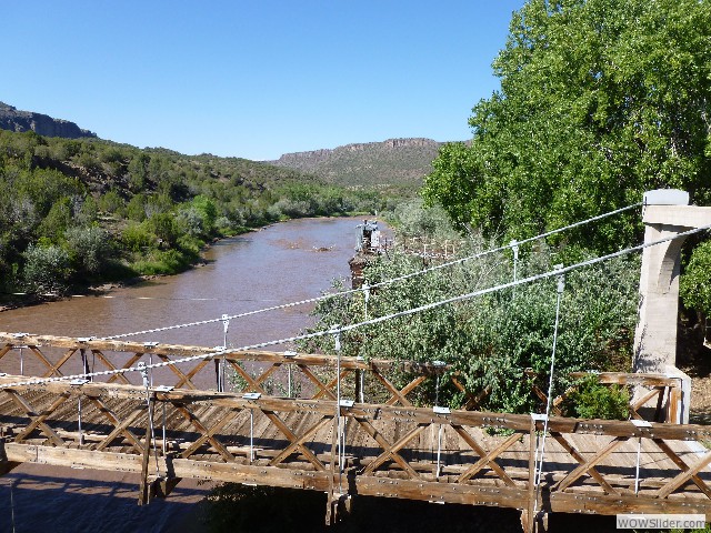 Another view of the bridge over the Rio Grande