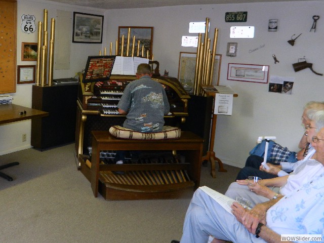 Wurlitzer organ concert
