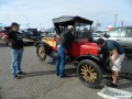 Starting the pickup with rear wheels aloft